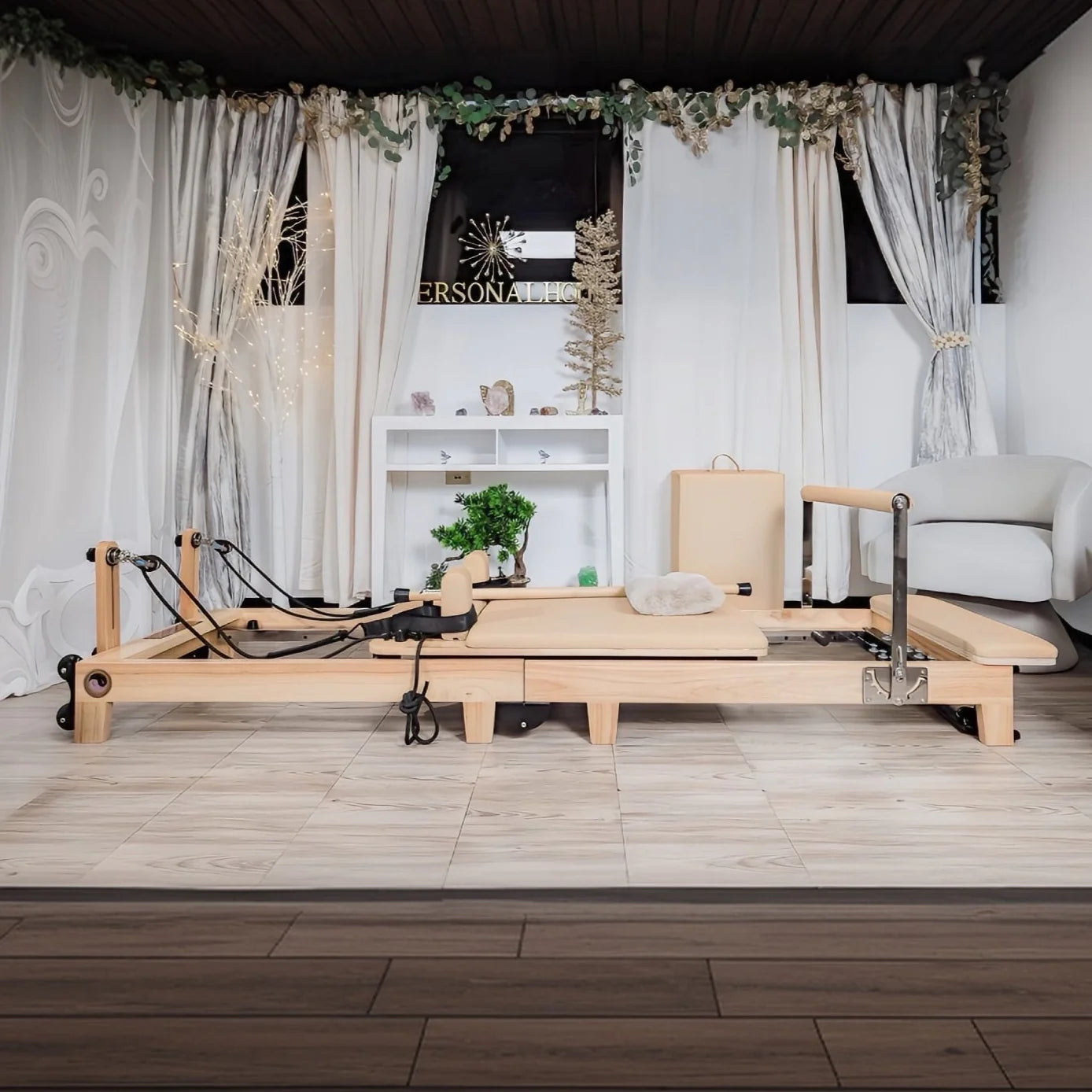 Nour 2.0 Advanced with Wooden Legs - Foldable Home Reformer